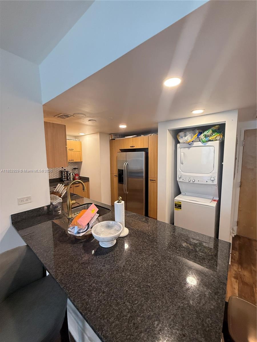 350 S Miami Ave Unit: 1803