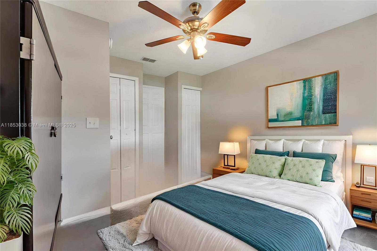 23205 club villas dr