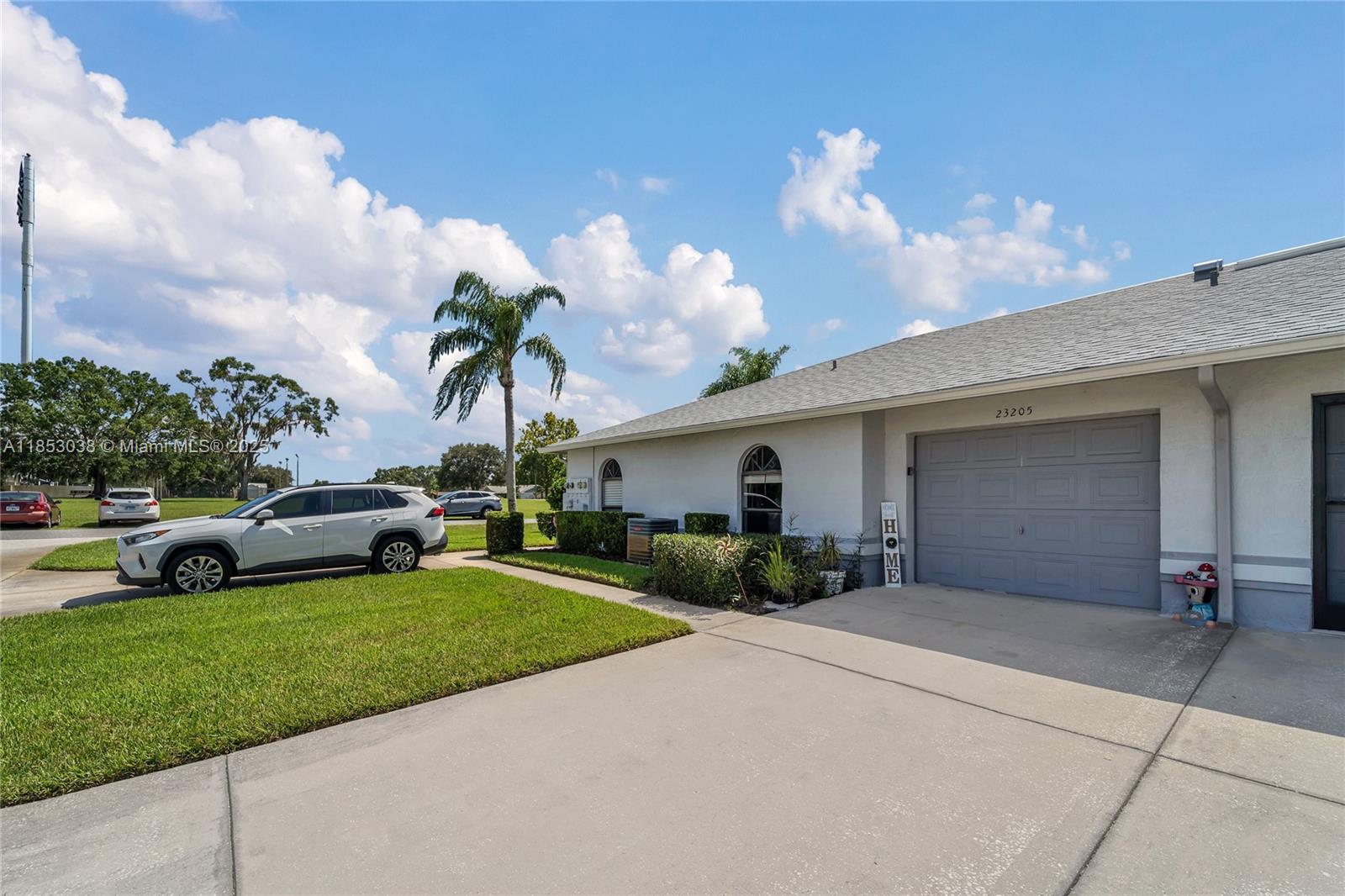 23205 club villas dr