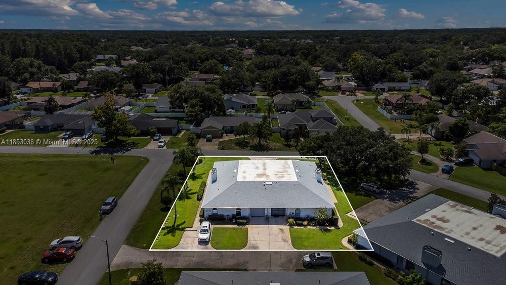 23205 club villas dr