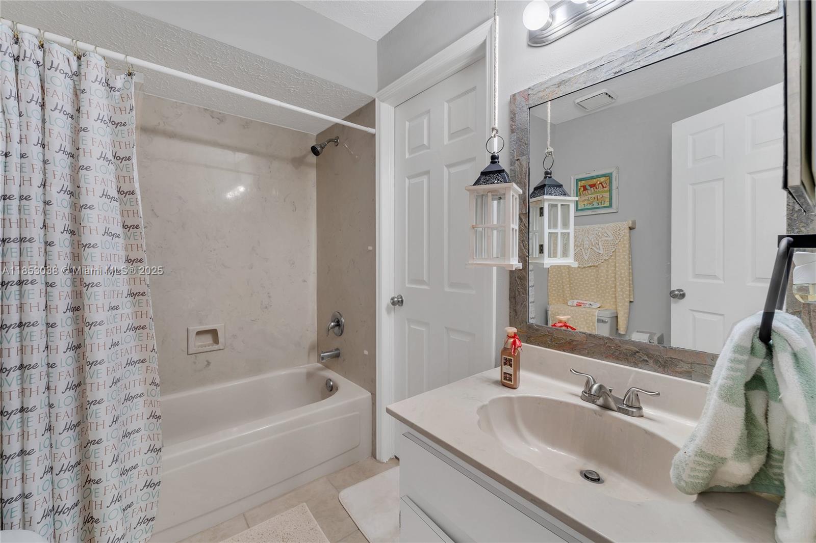 23205 club villas dr