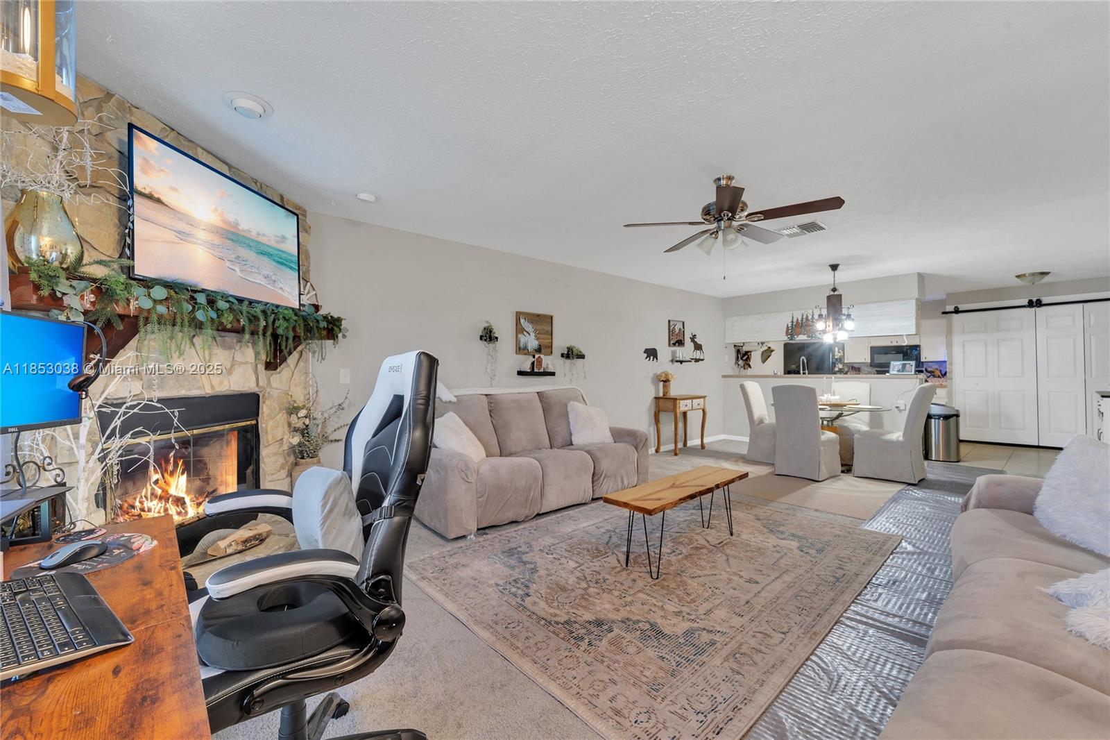 23205 club villas dr