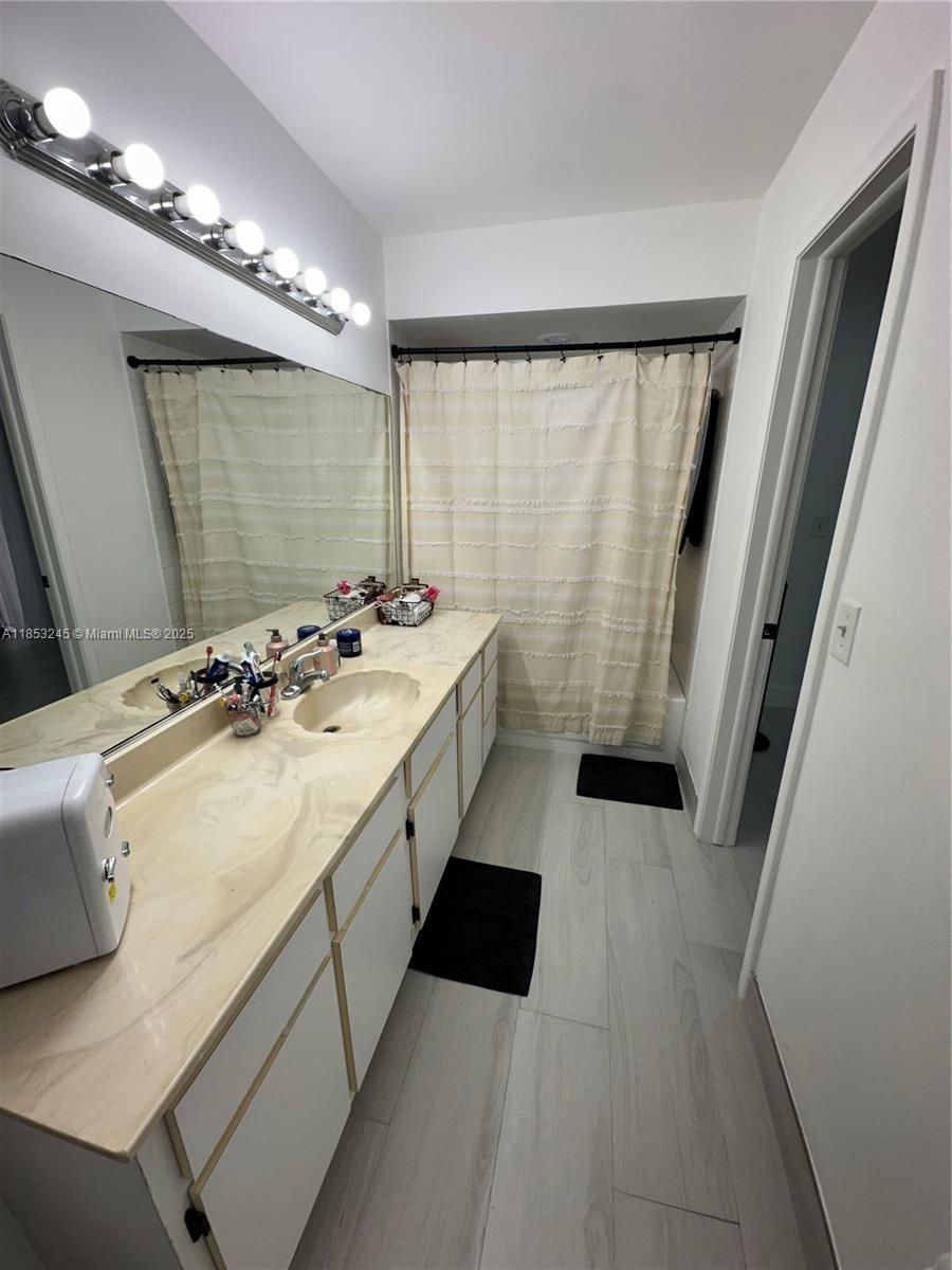 8660 SW 149th Ave # 211