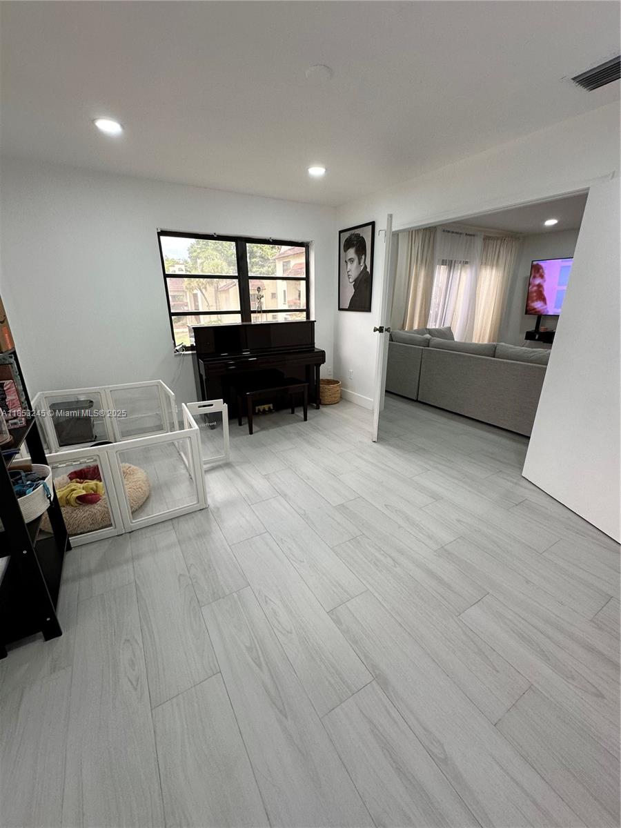 8660 SW 149th Ave # 211