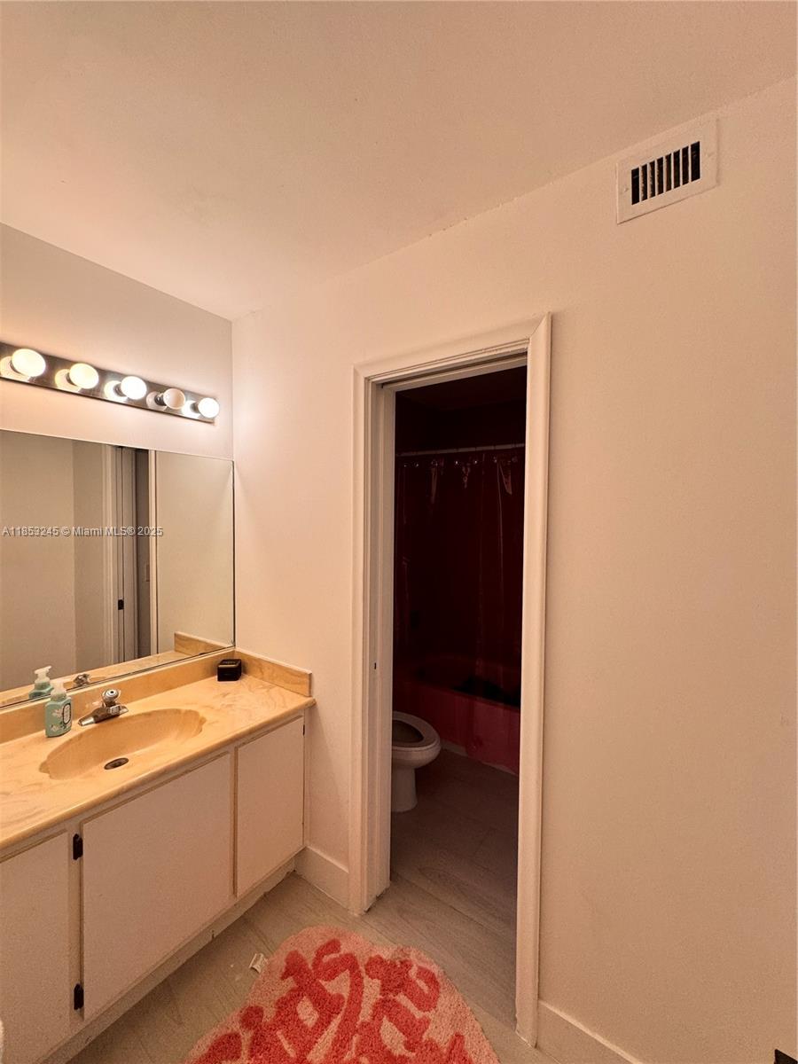 8660 SW 149th Ave # 211