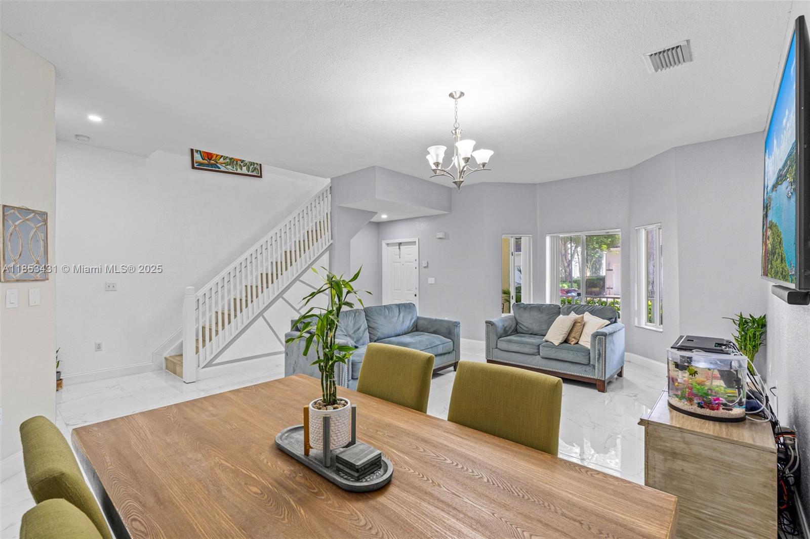 2444 SE 19th Ct