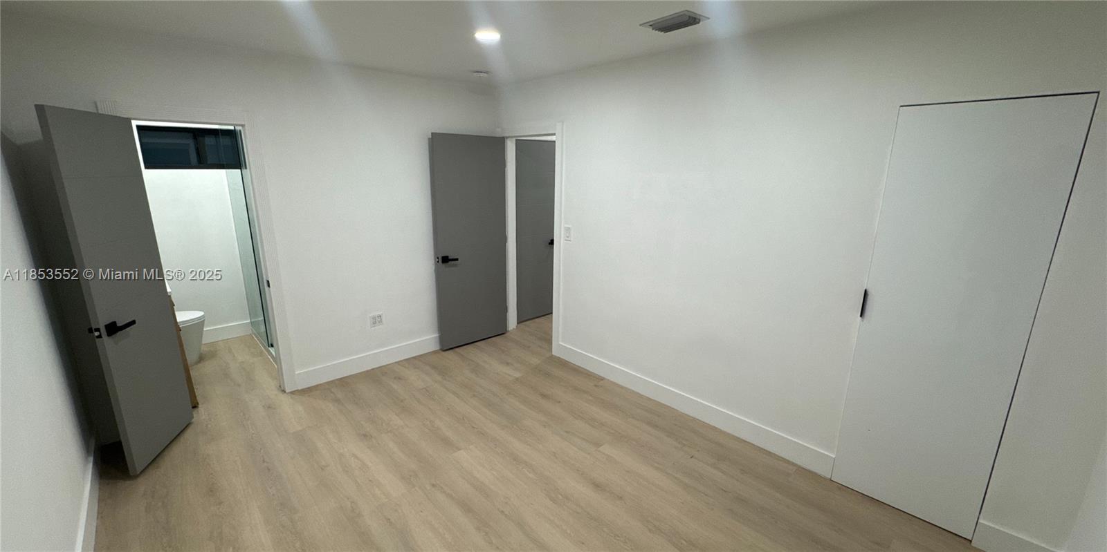 12800 NE 12th Ave # 1