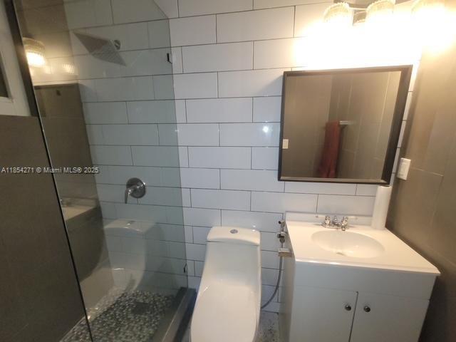 1010 NW 23rd Ave # 3