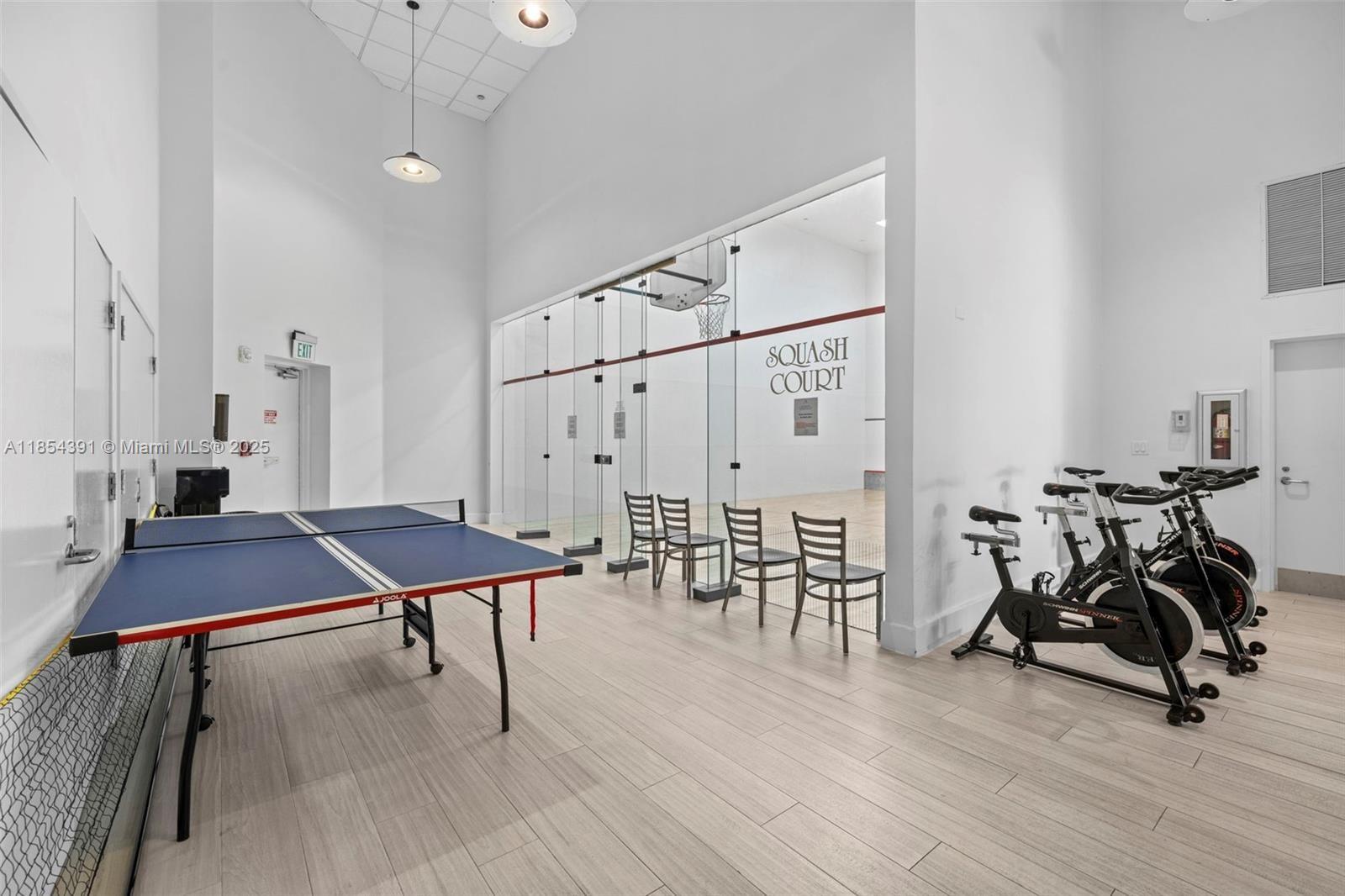 16500 Collins Ave # 851