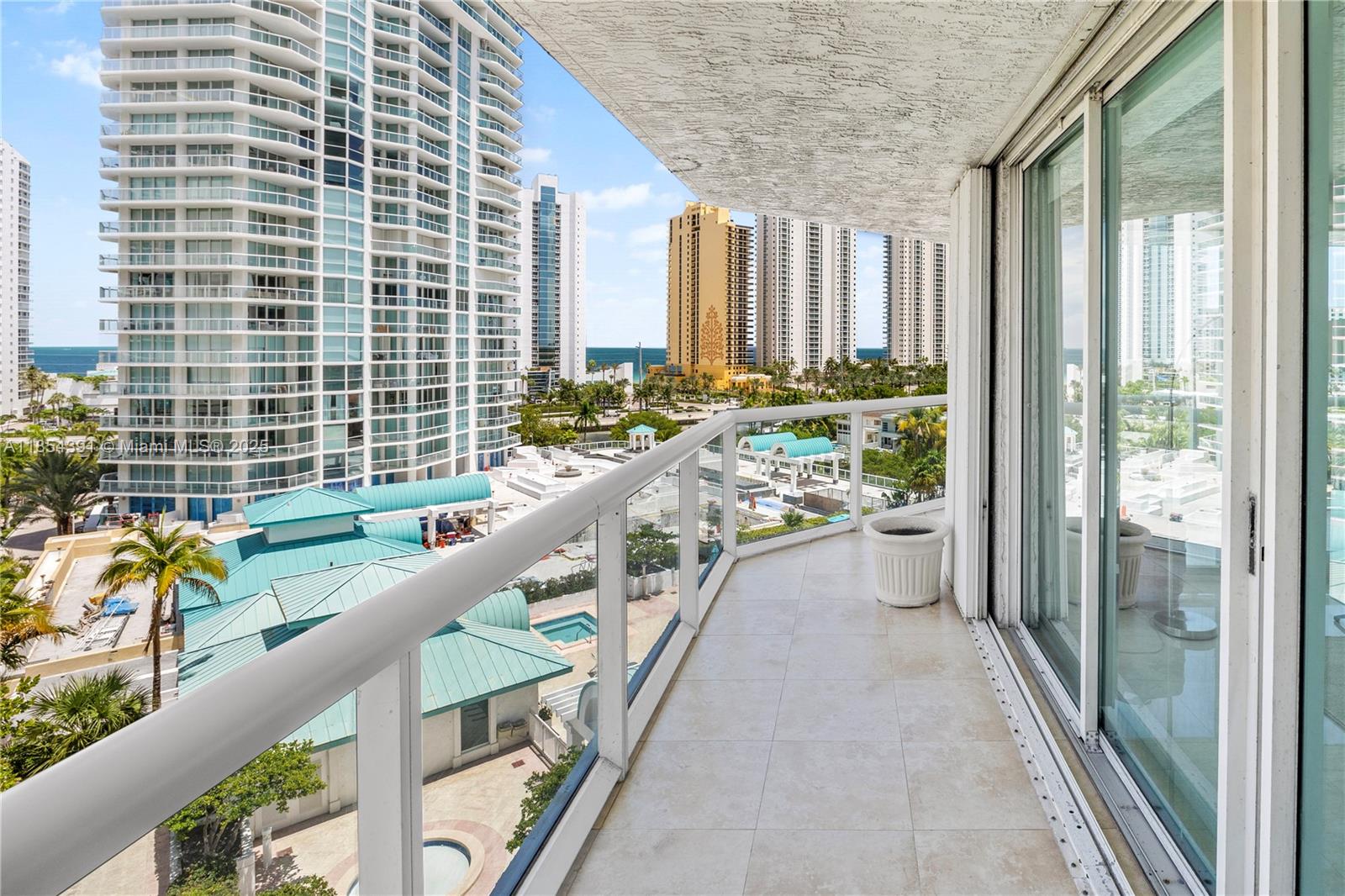 16500 Collins Ave # 851