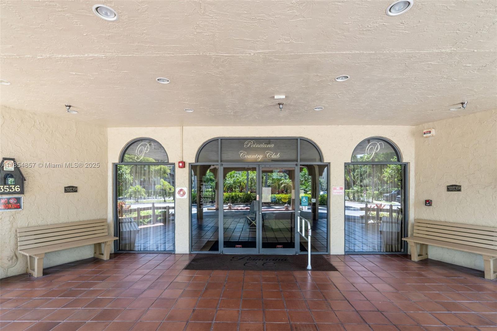 3524 Via Poinciana # 302