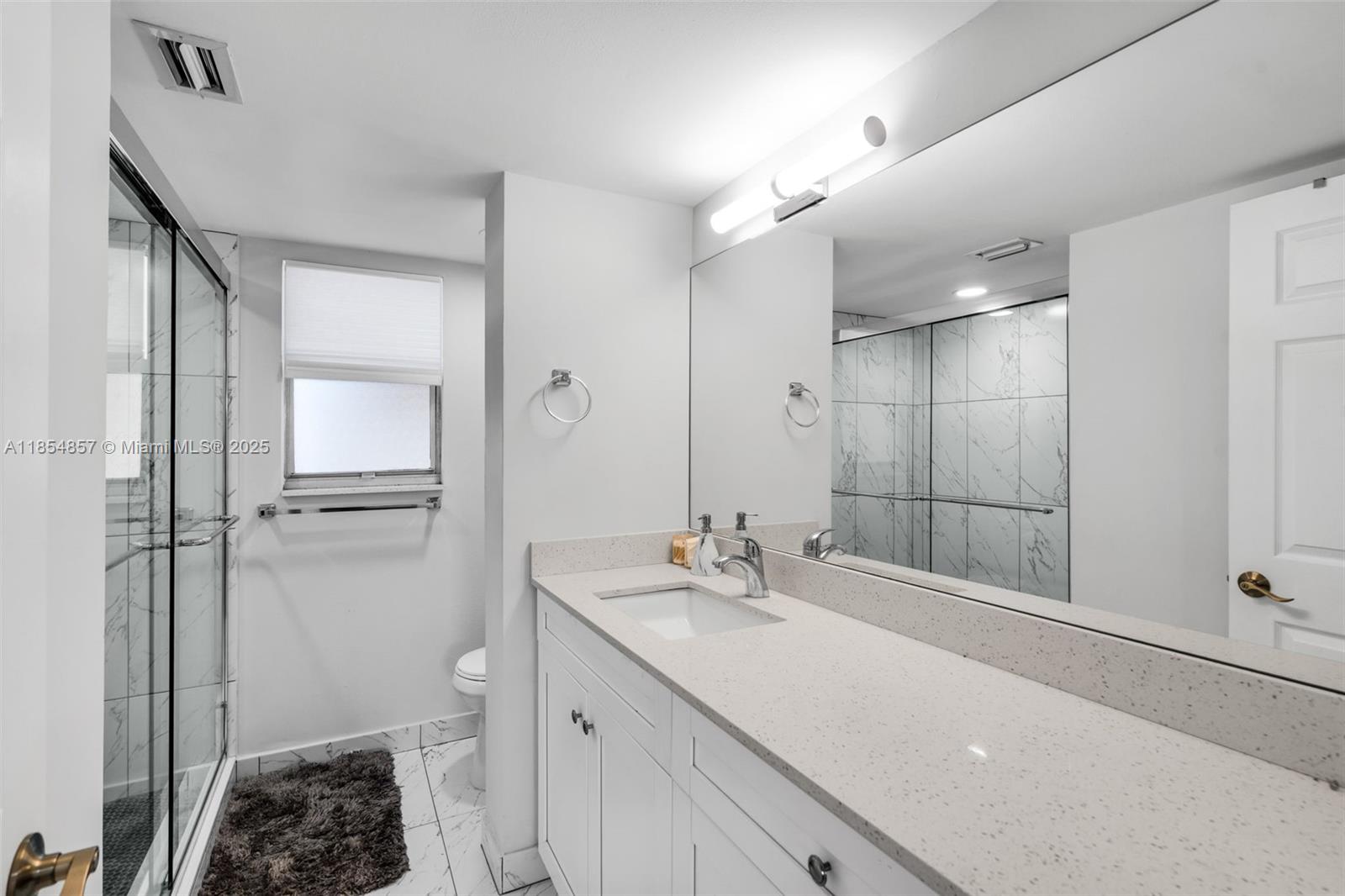 3524 Via Poinciana # 302