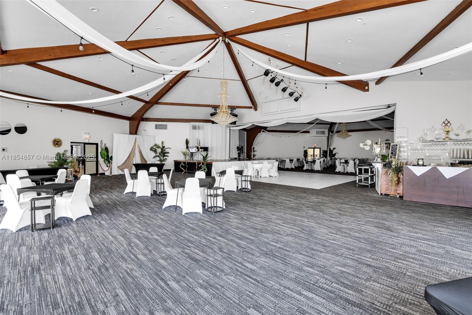 3524 Via Poinciana # 302