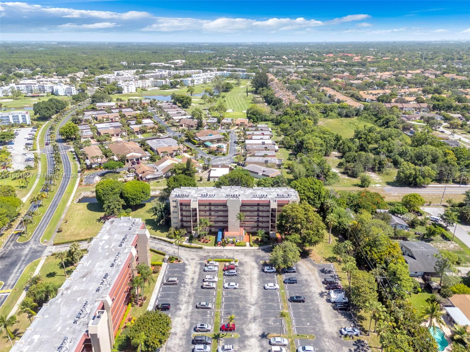 3524 Via Poinciana # 302