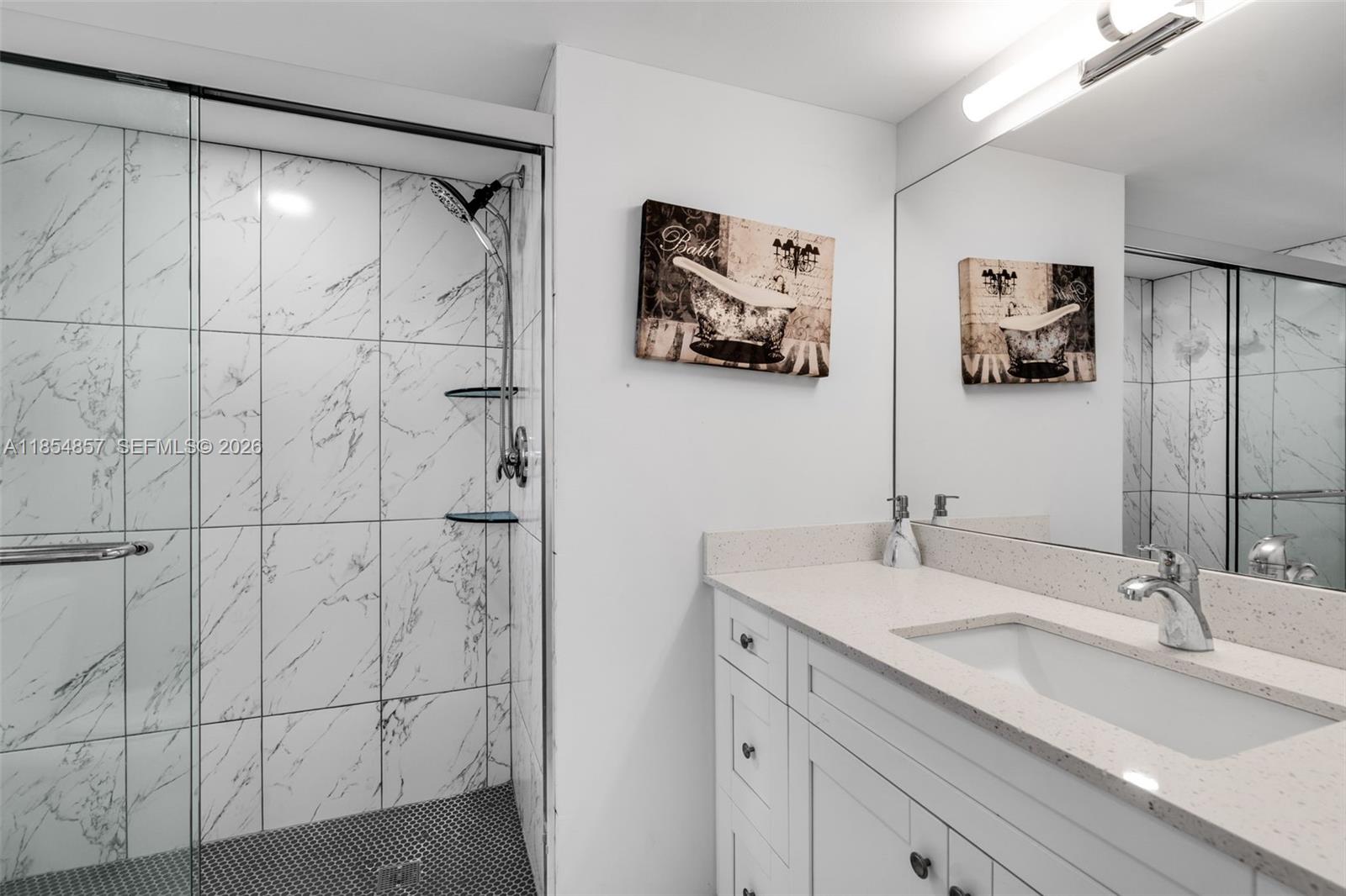 3524 Via Poinciana # 302