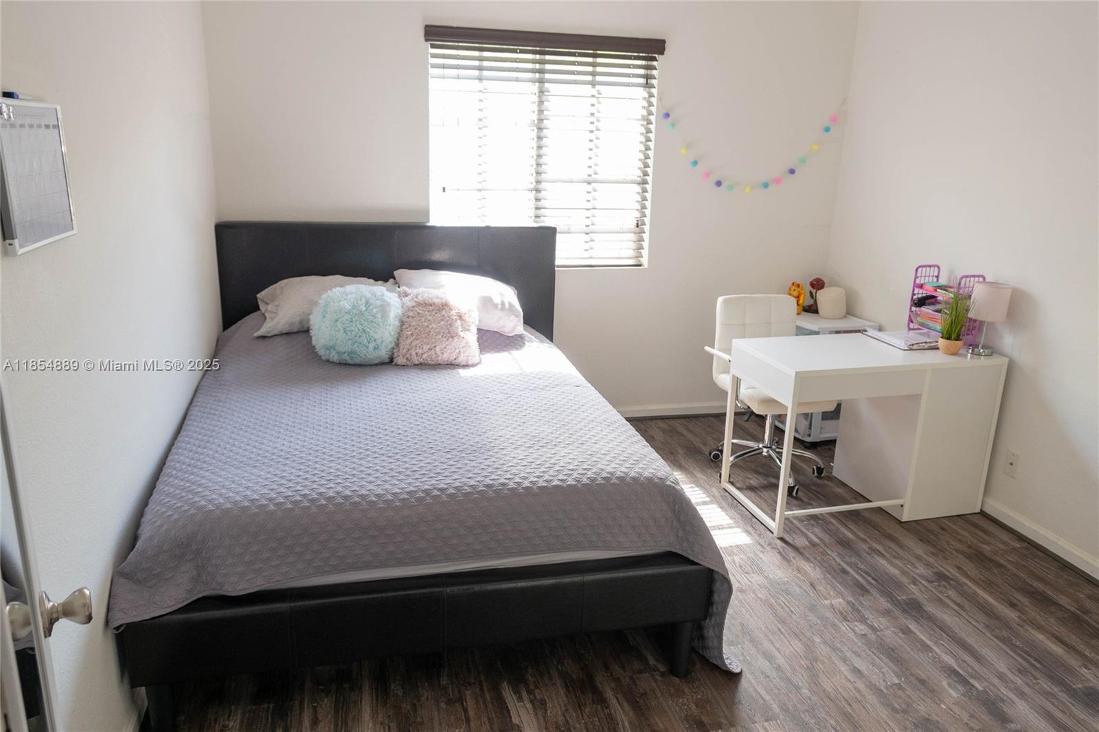 911 Hillcrest Ct # 3