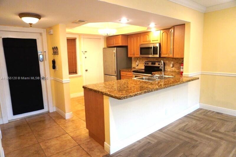 1350 Atlantic Shores Blvd # 309