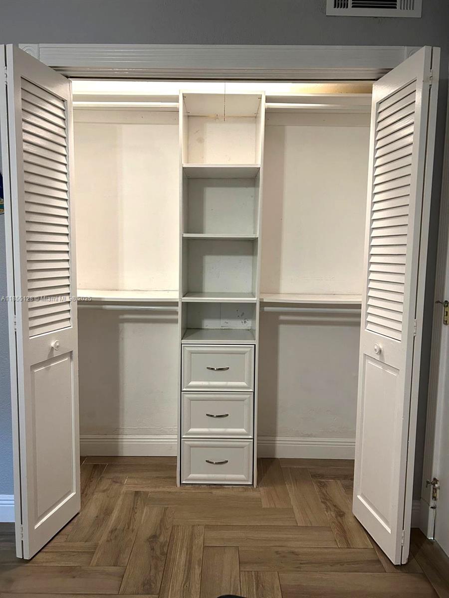 1350 Atlantic Shores Blvd # 309