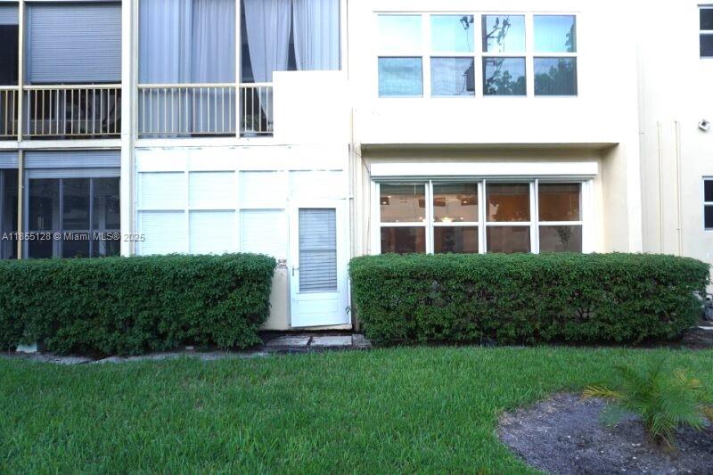 1350 Atlantic Shores Blvd # 309