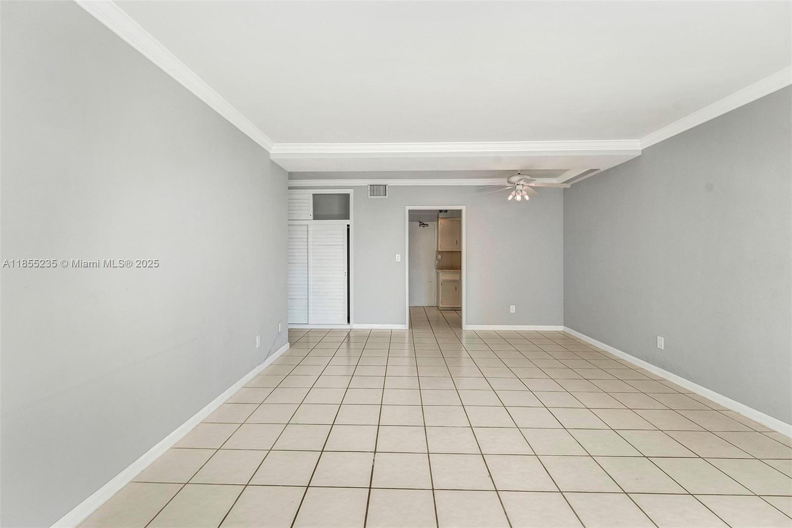 1430 Brickell Bay Dr # 206