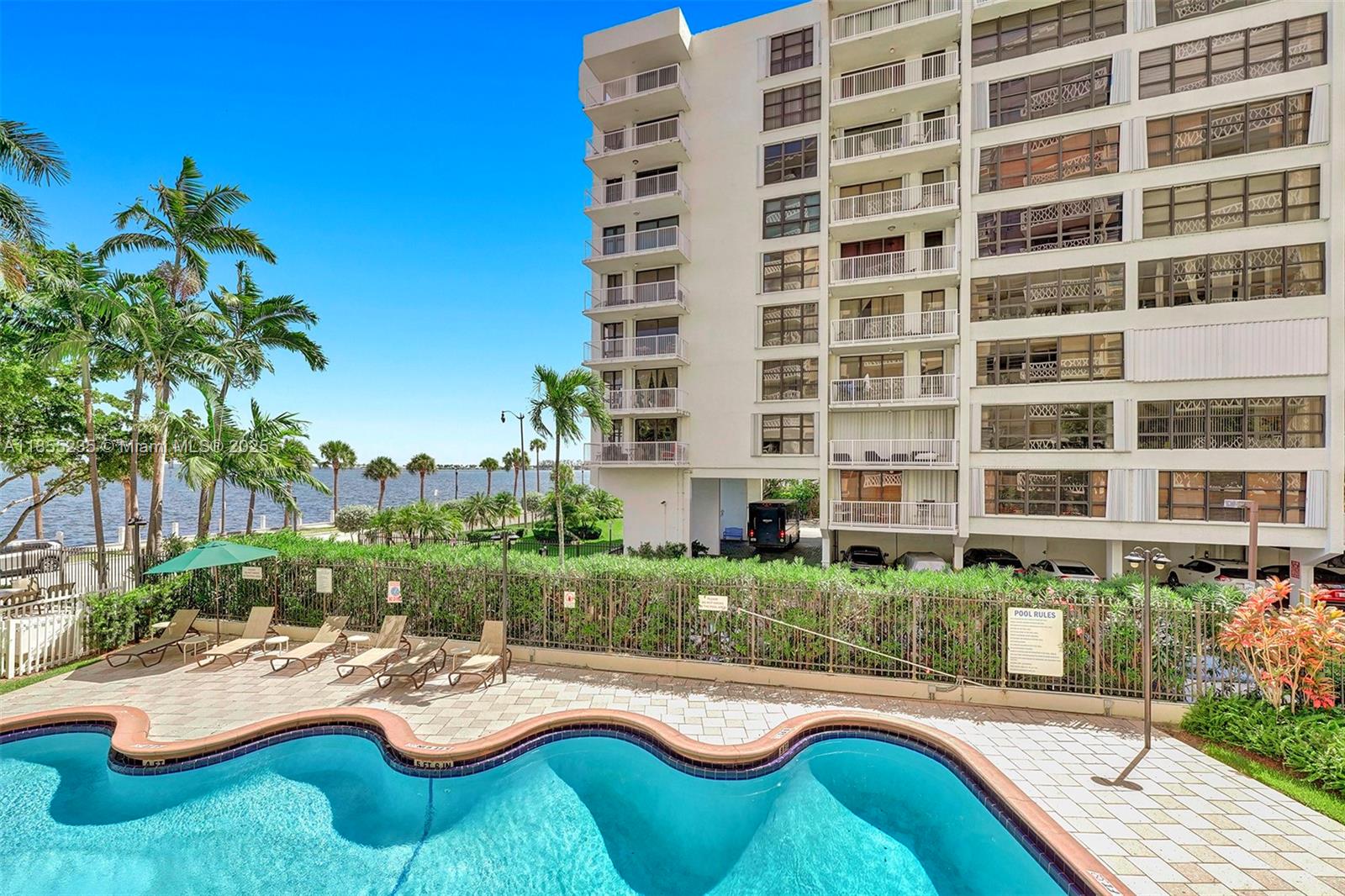 1430 Brickell Bay Dr # 206
