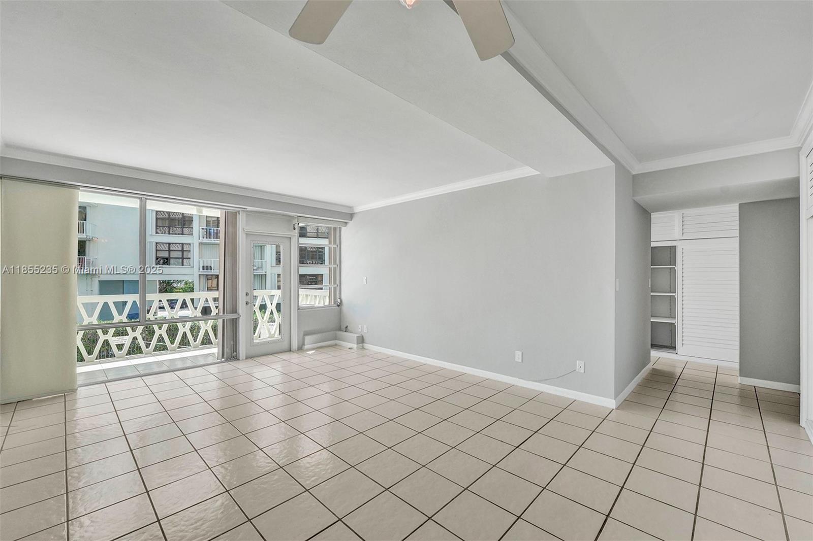 1430 Brickell Bay Dr # 206