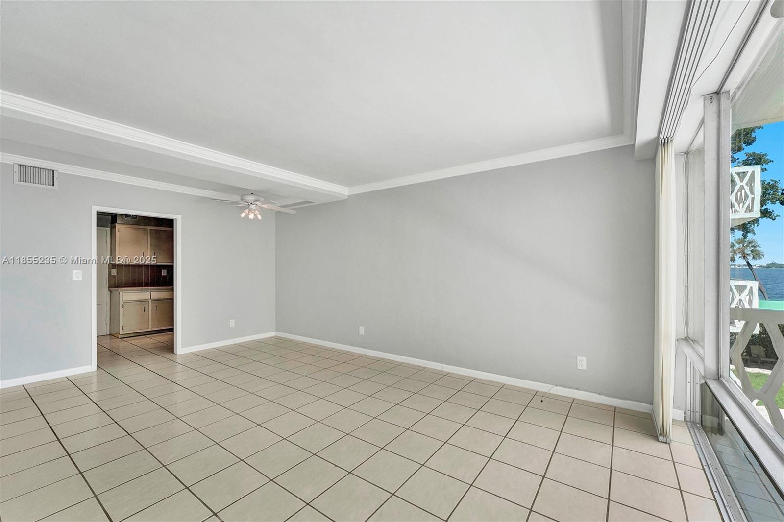 1430 Brickell Bay Dr # 206