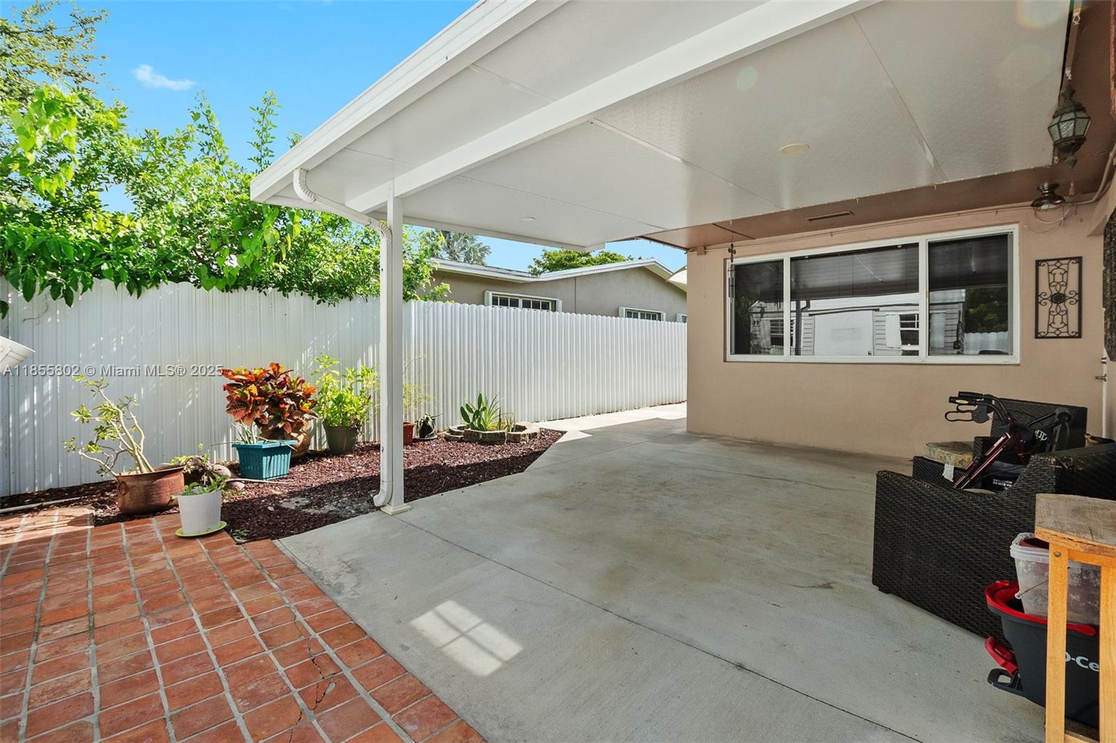 110 NW 78th Ave