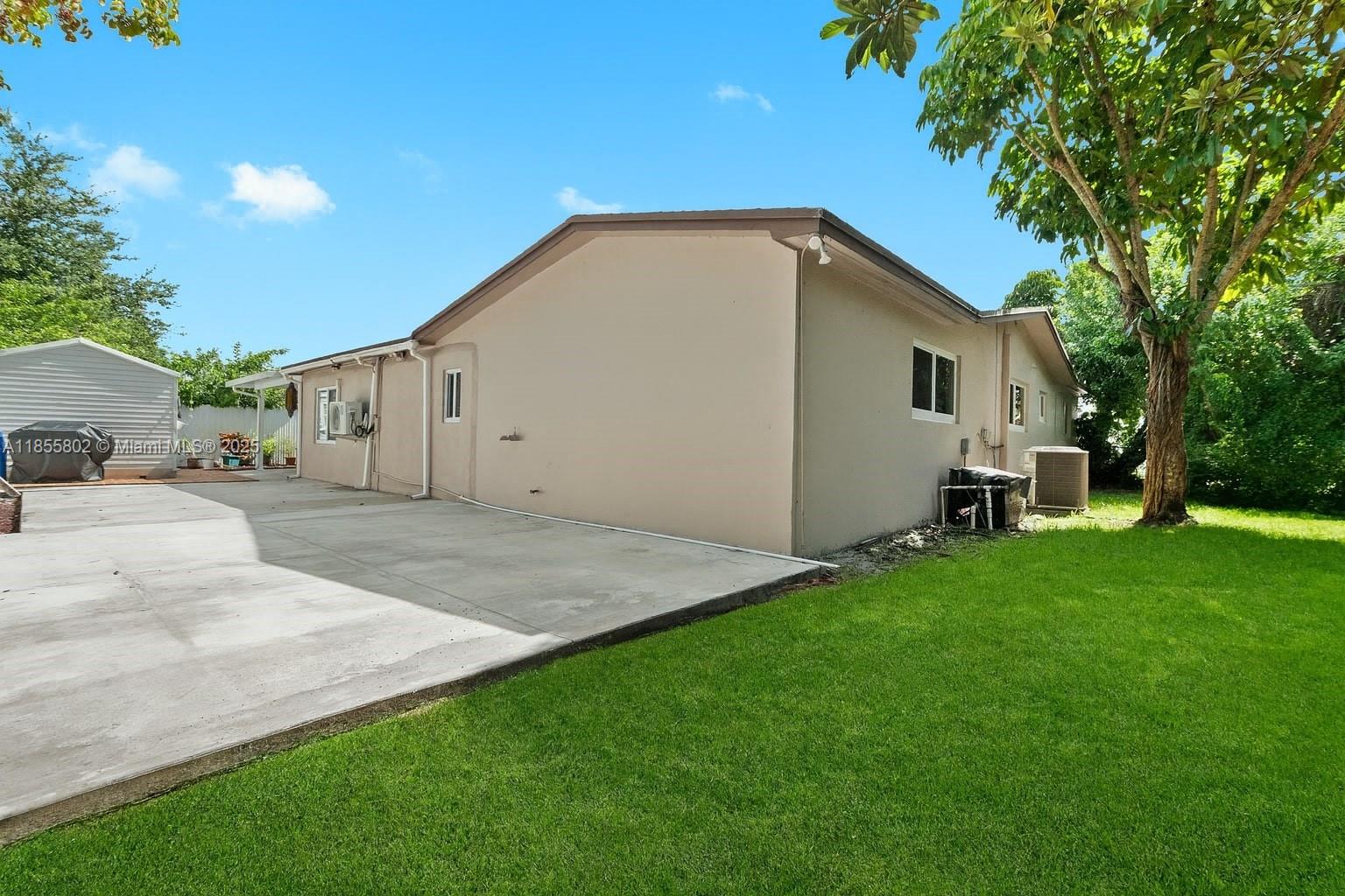 110 NW 78th Ave
