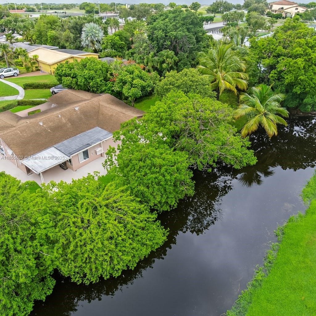 110 NW 78th Ave