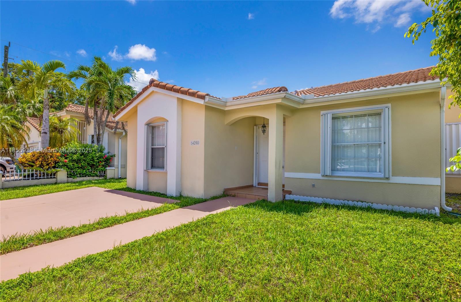 14208 SW 23rd St