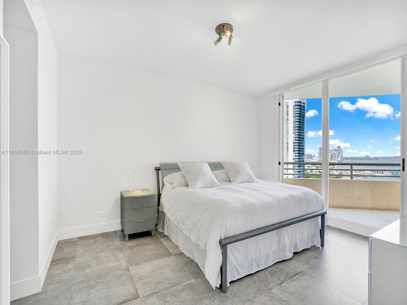 888 Brickell Key Dr # 2412
