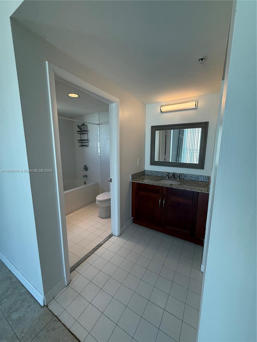 7270 SW 89th St # C301