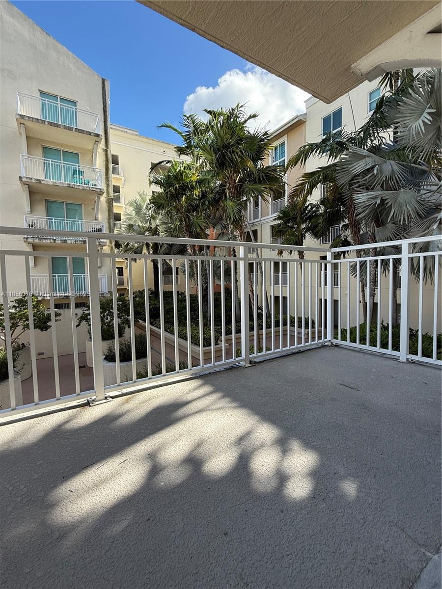 7270 SW 89th St # C301