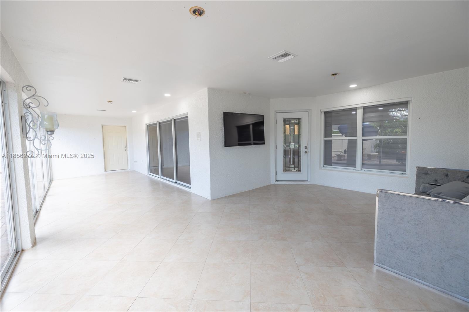1208 NW 21st PL # 52