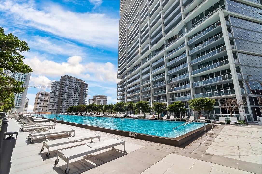 475 Brickell Ave # 2009