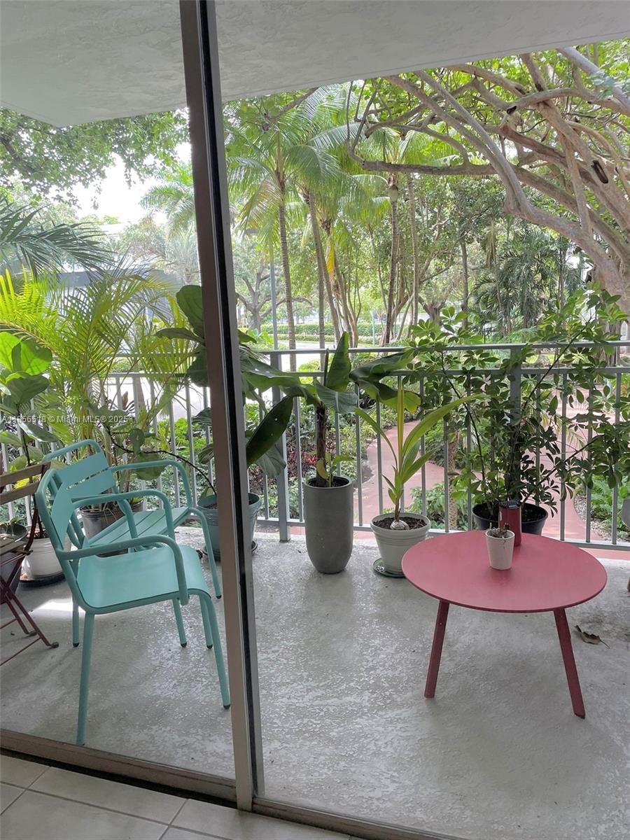 777 NE 62nd St # C214