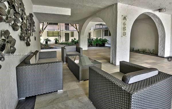 777 NE 62nd St # C214