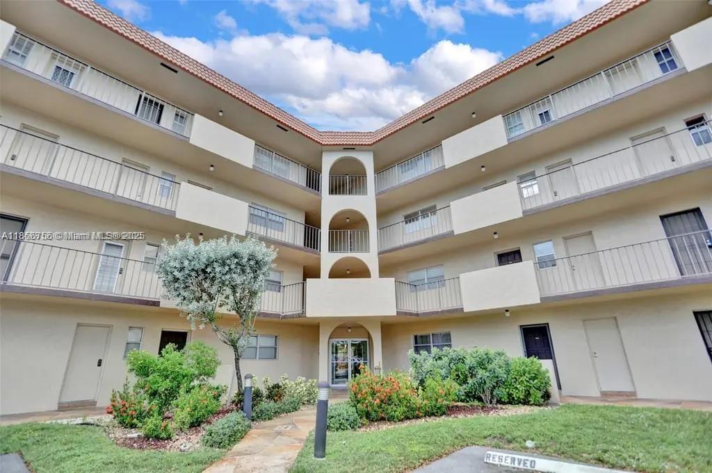 6361 N Falls Cir Dr # 209