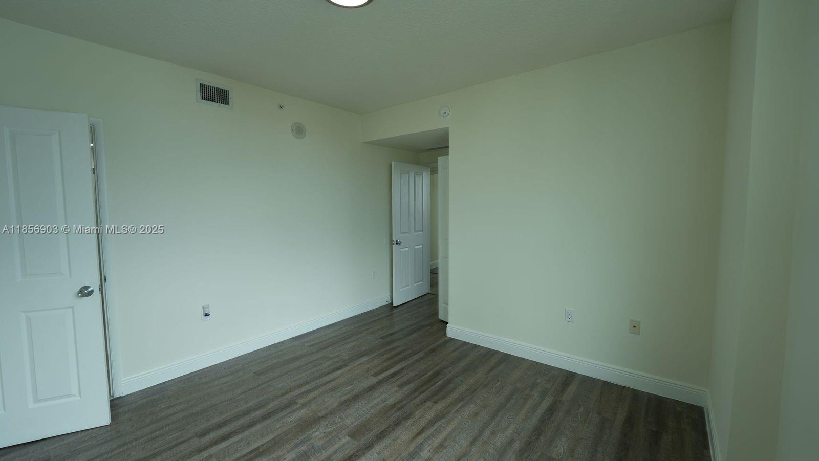 987 SW 37th Ave # 1203