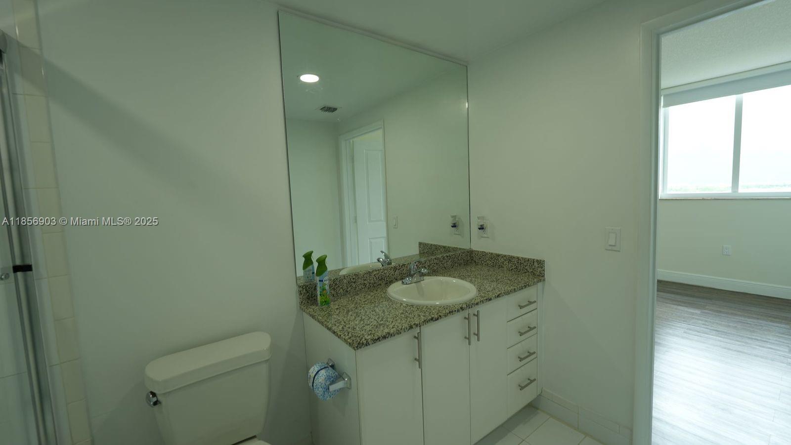 987 SW 37th Ave # 1203