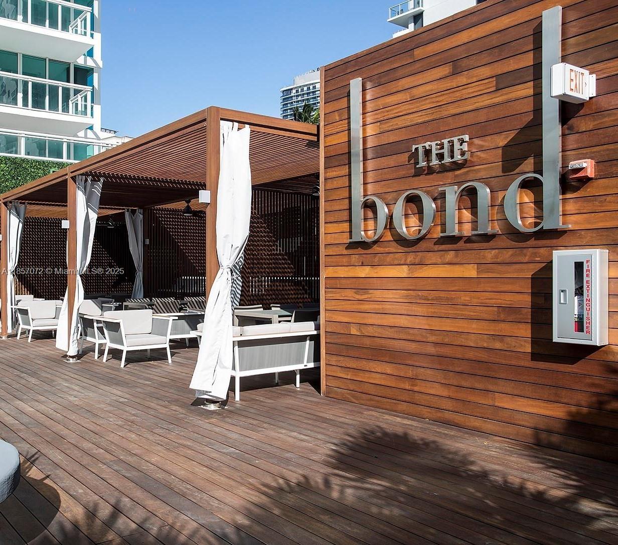 1080 Brickell Ave # 1601