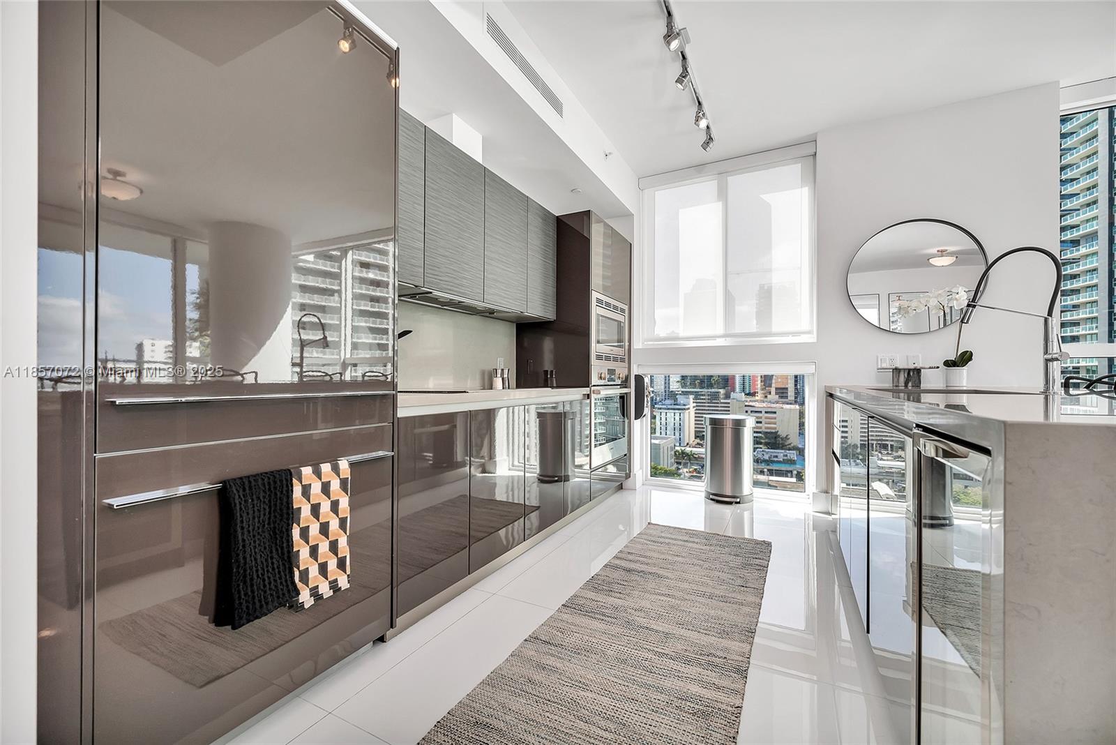 1080 Brickell Ave # 1601