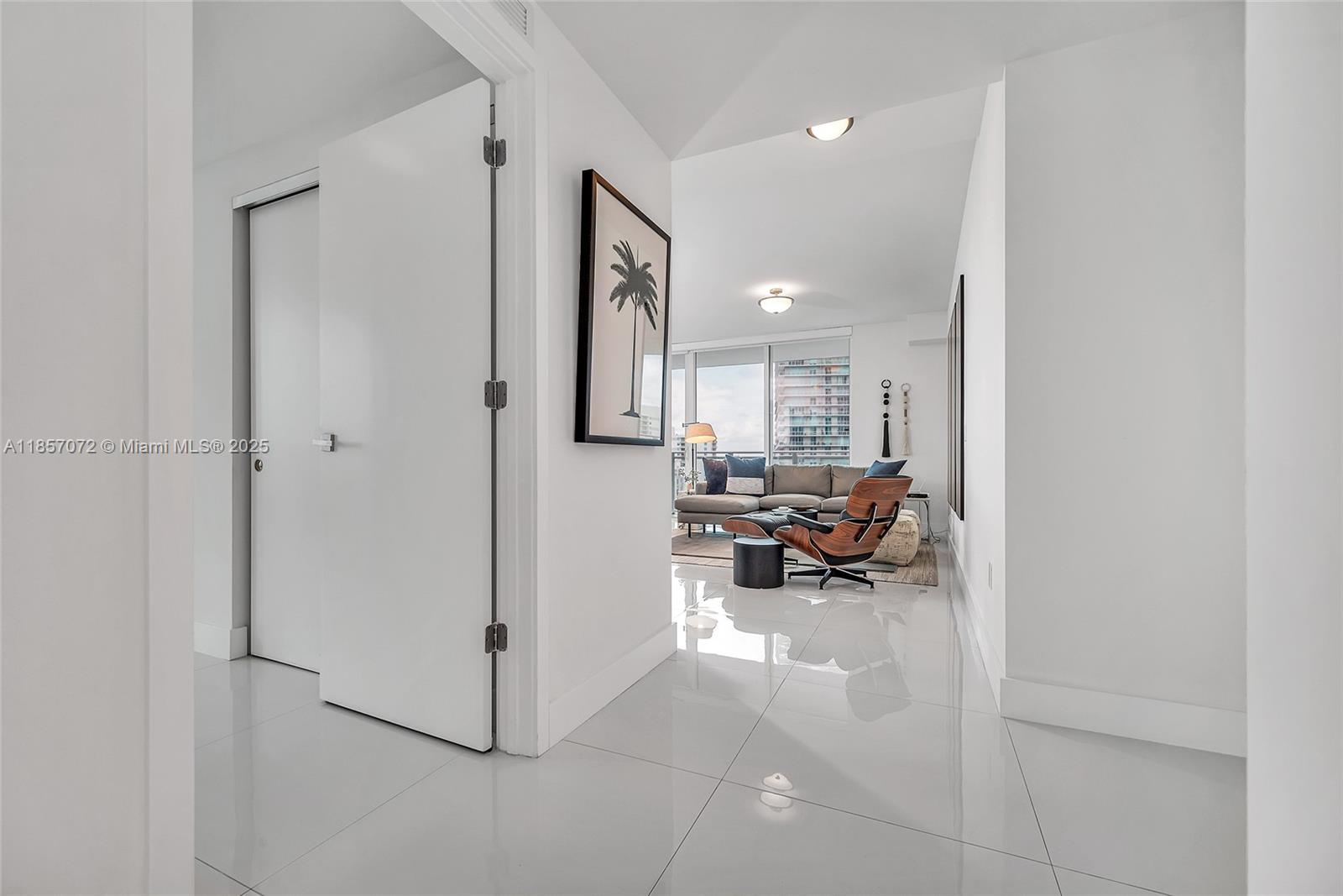 1080 Brickell Ave # 1601