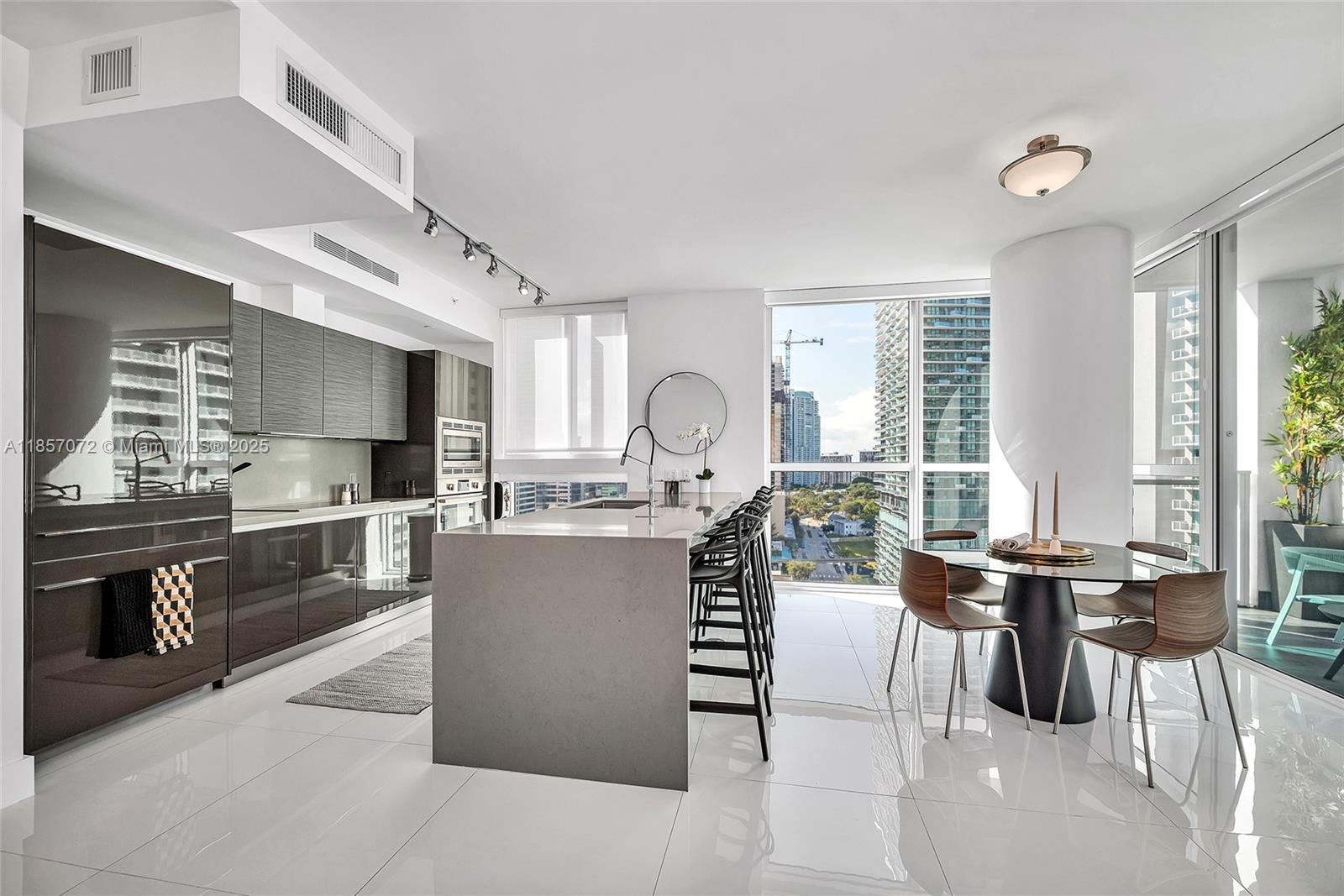 1080 Brickell Ave # 1601