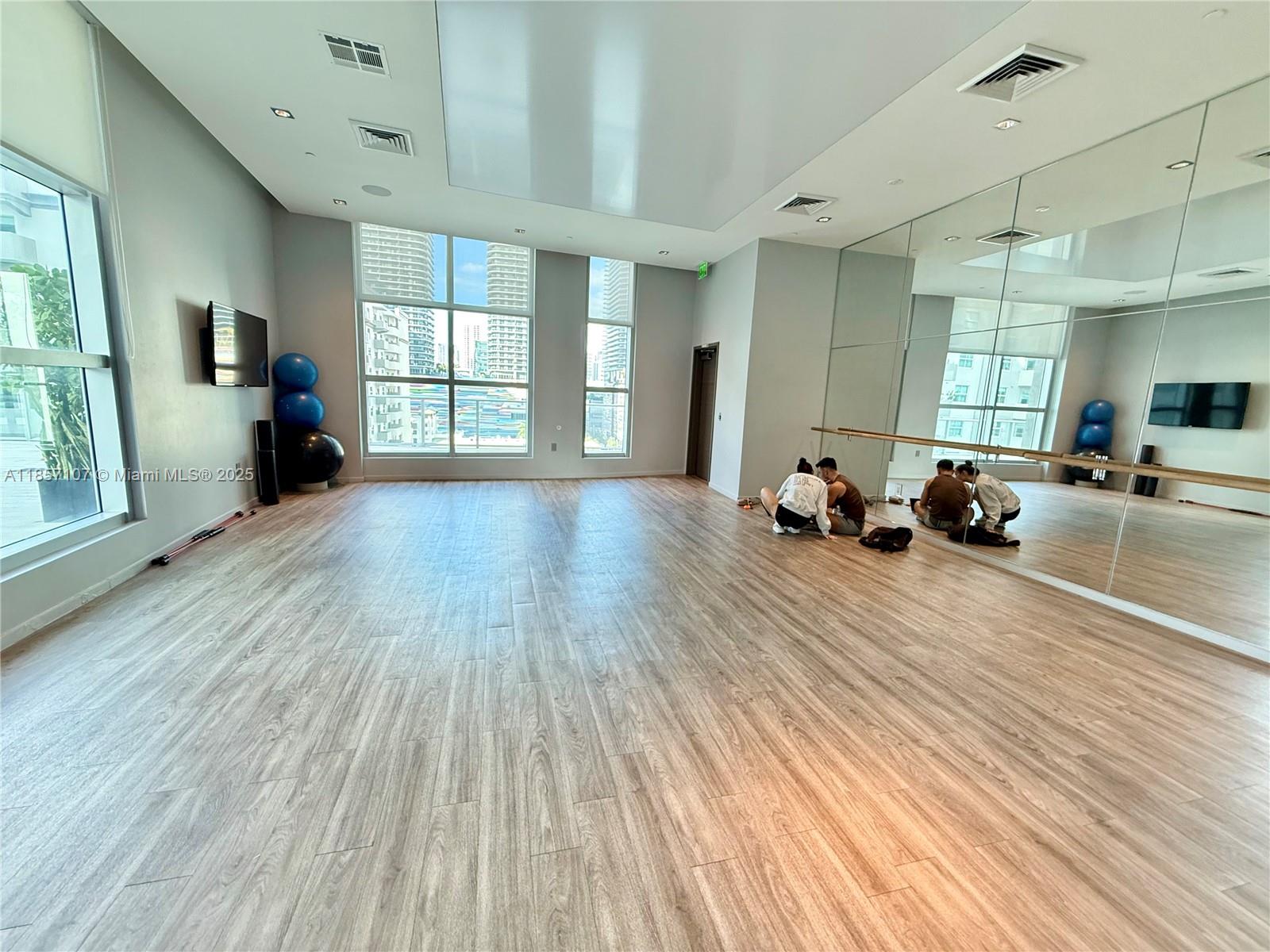 1100 S MIAMI AVE Unit: 3104