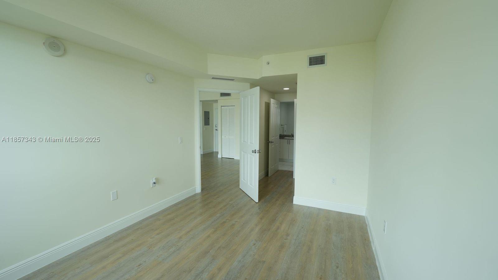 987 SW 37th Ave # 601