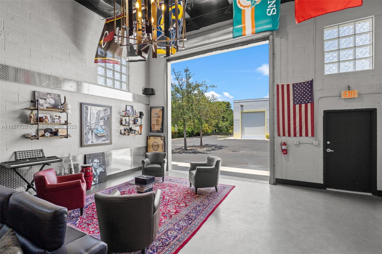 2937 Ravenswood Rd # 9S