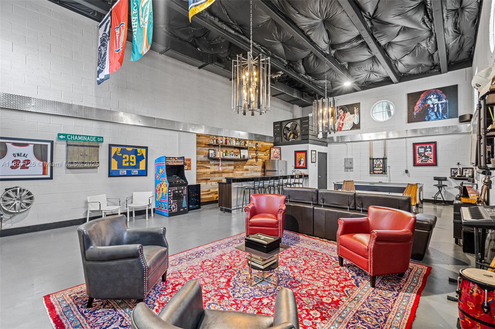 2937 Ravenswood Rd # 9S