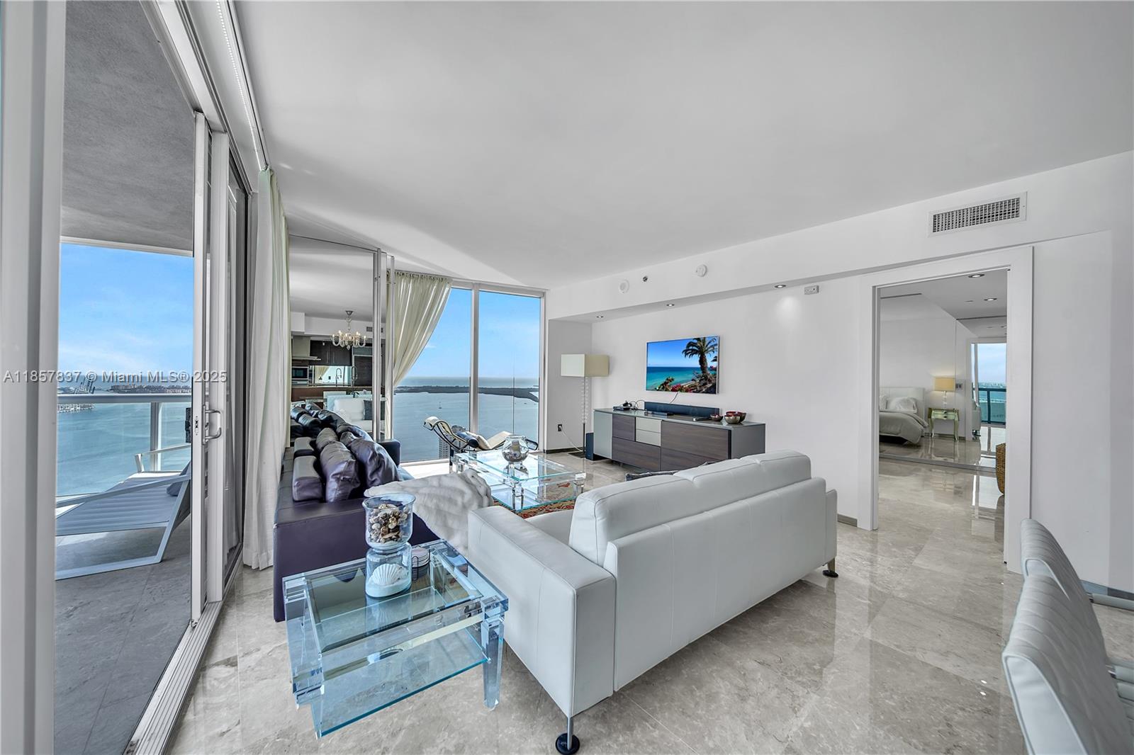 495 Brickell Ave # 5302